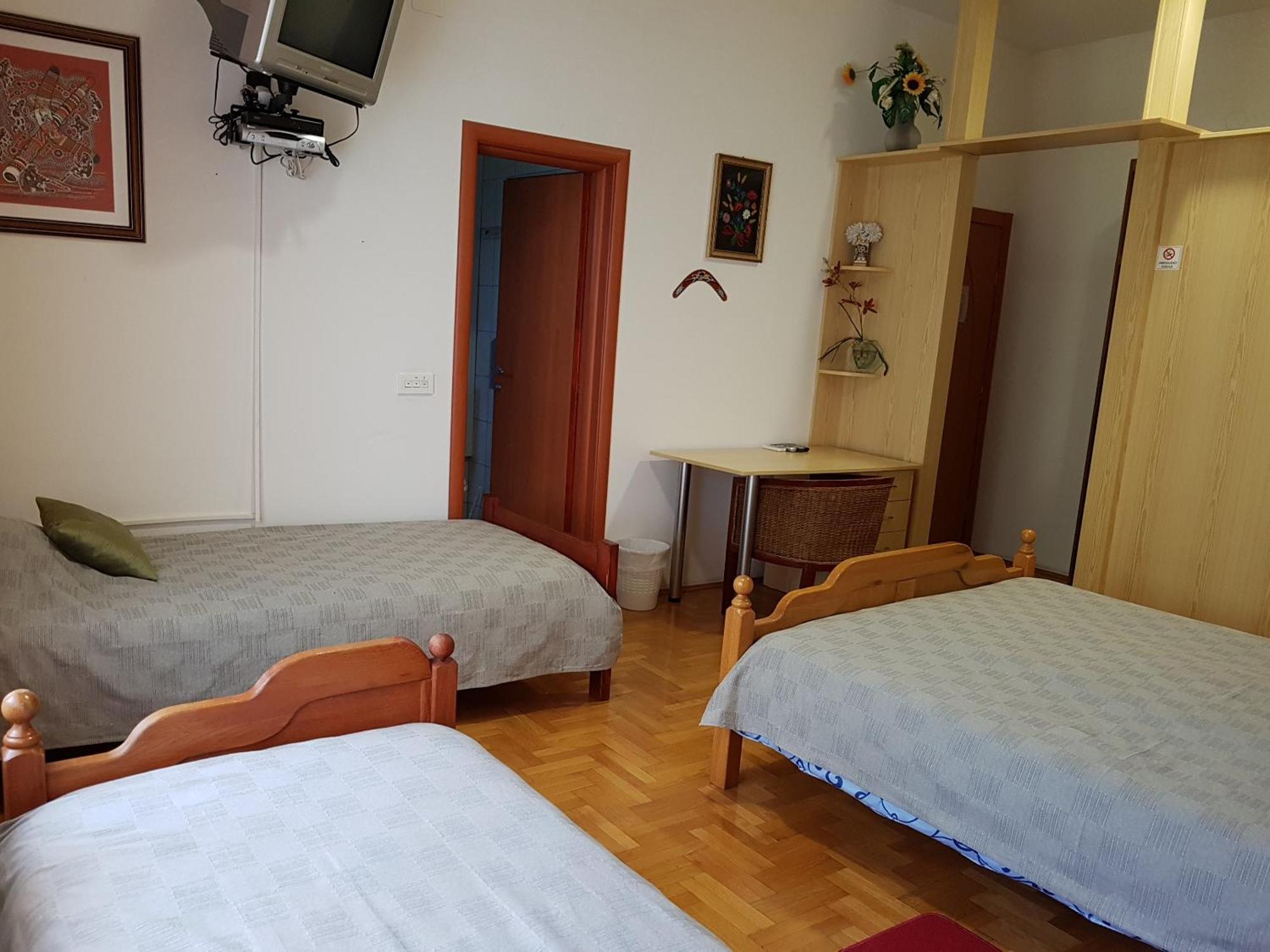 Prenociste Klas Pleternica Quarto foto